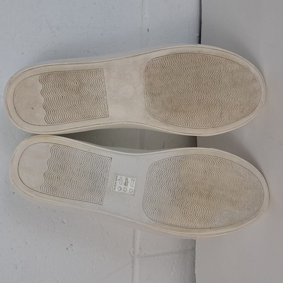 Elegant White and Silver Women's Sneakers - Picture 5 of 15